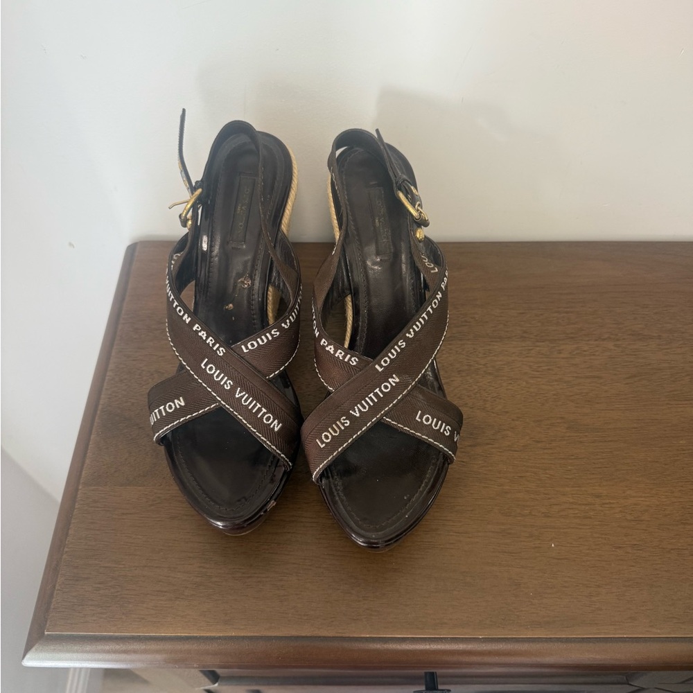 Louis Vuitton Women's Black and Gold Sandals
